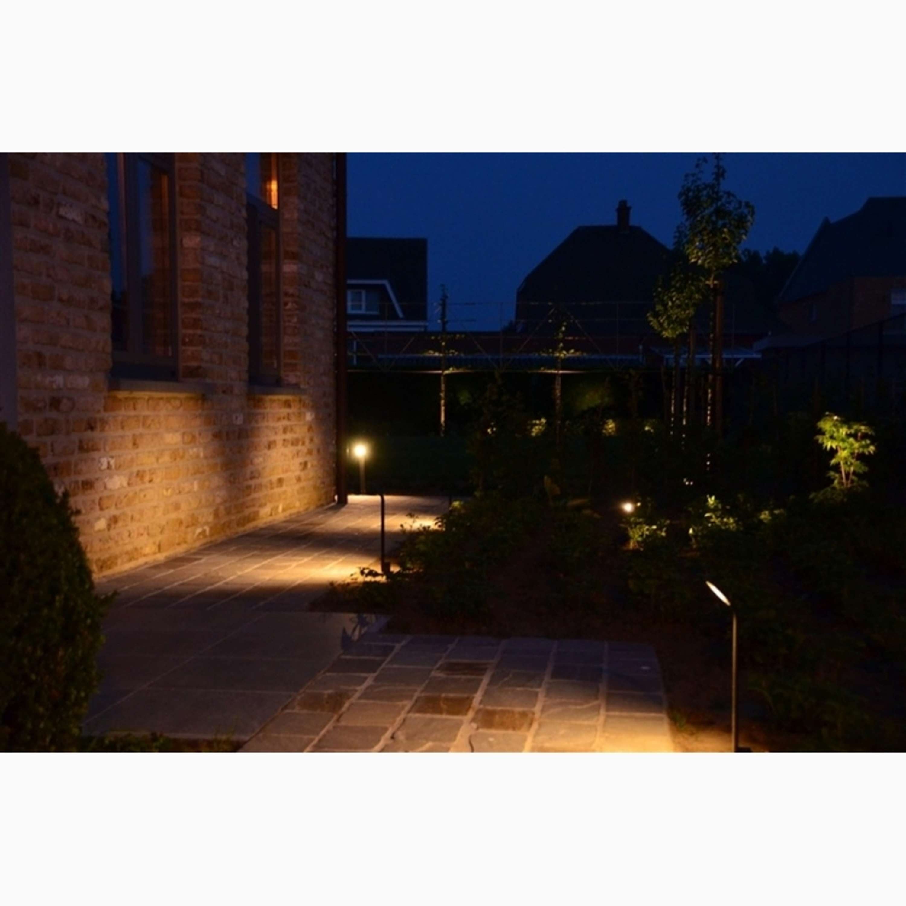 Lattice 600 Bollard Black