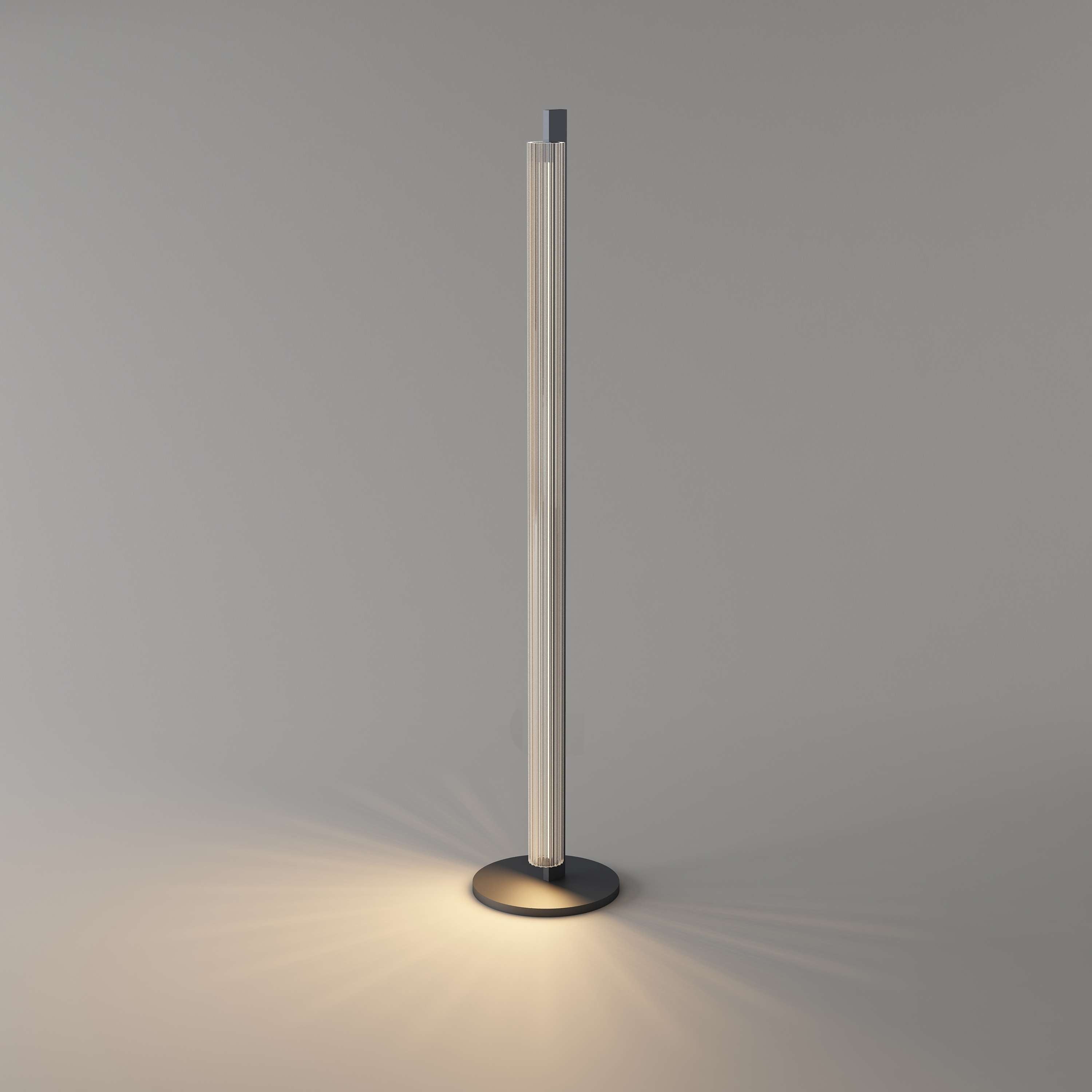 Pilar Small Floor lamp