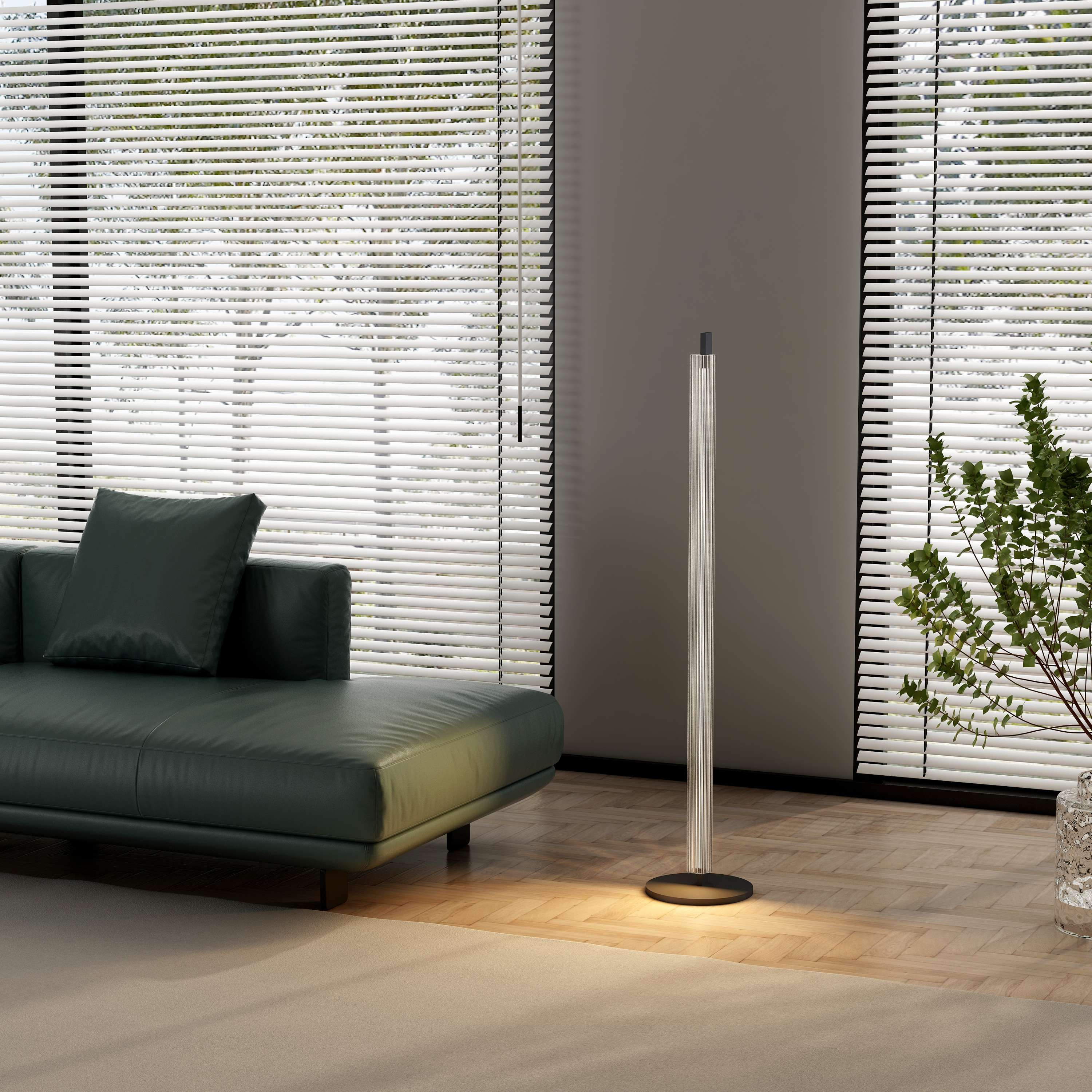 Pilar Small Floor lamp