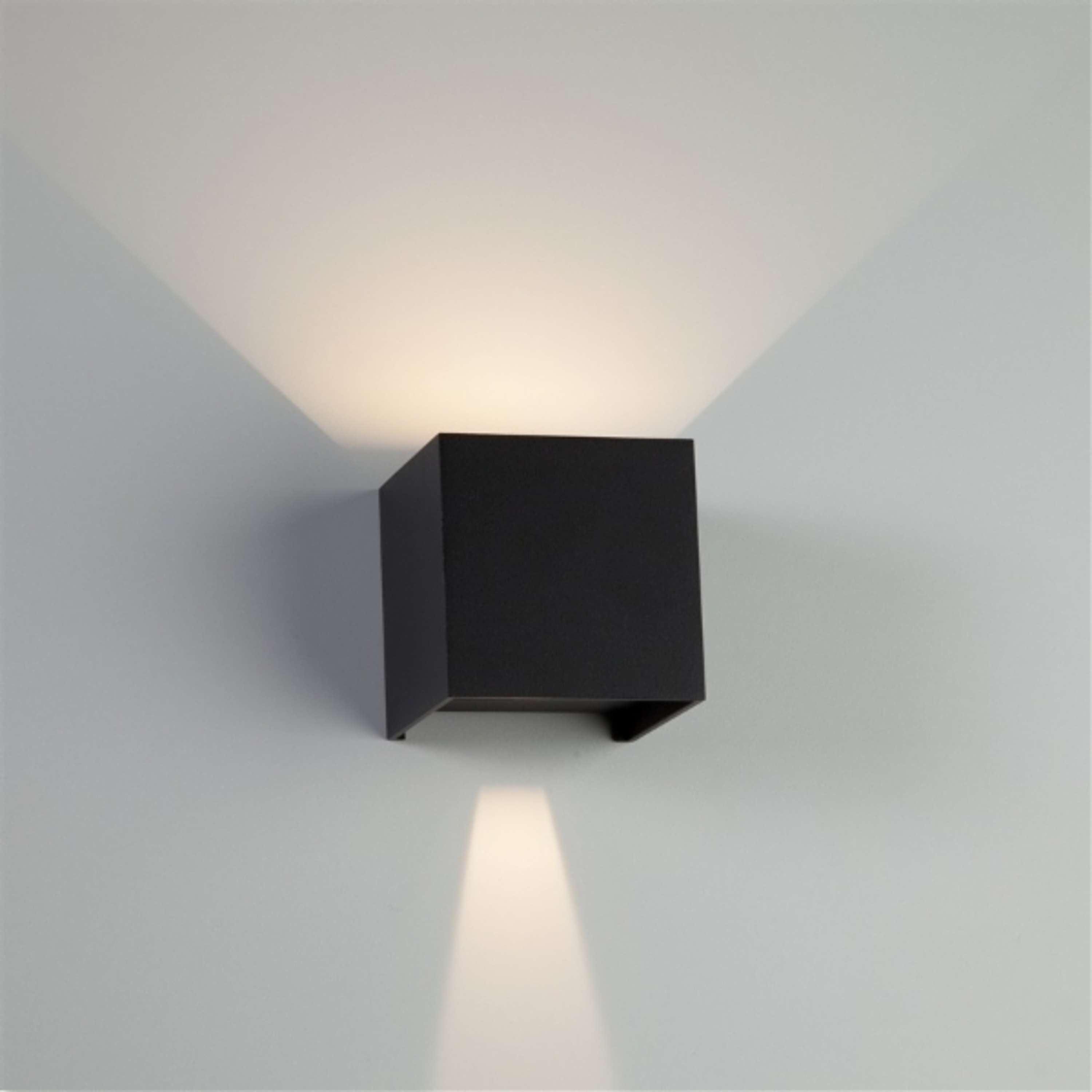 Zenith Up & Down Wall light Black