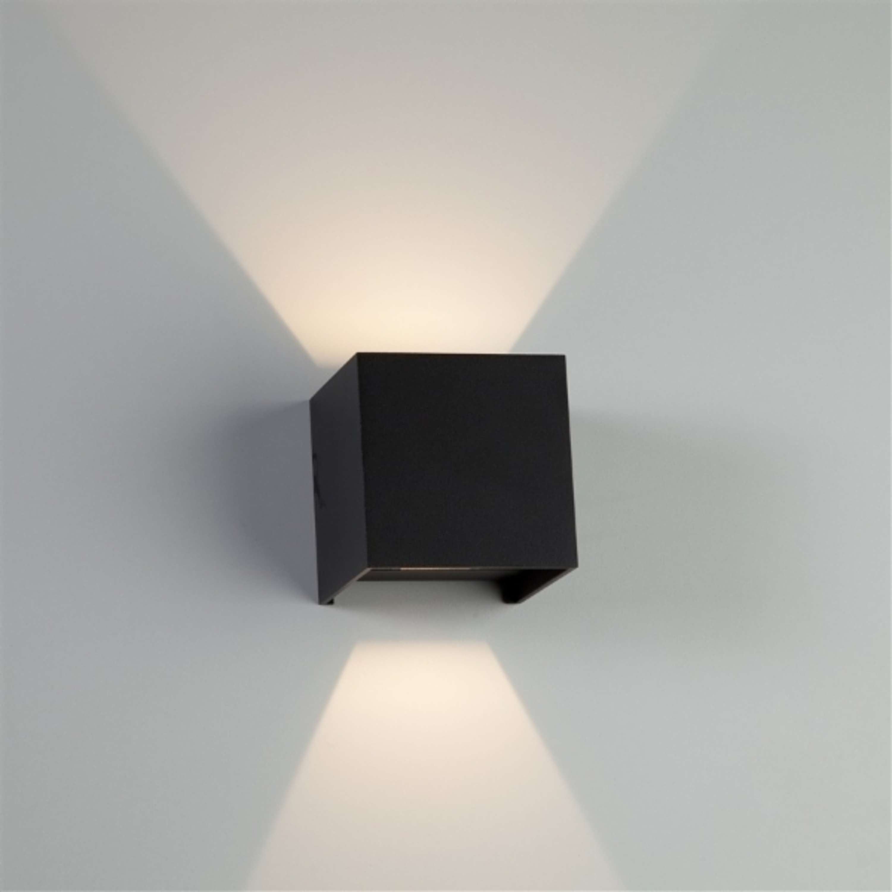 Zenith Up & Down Wall light Black